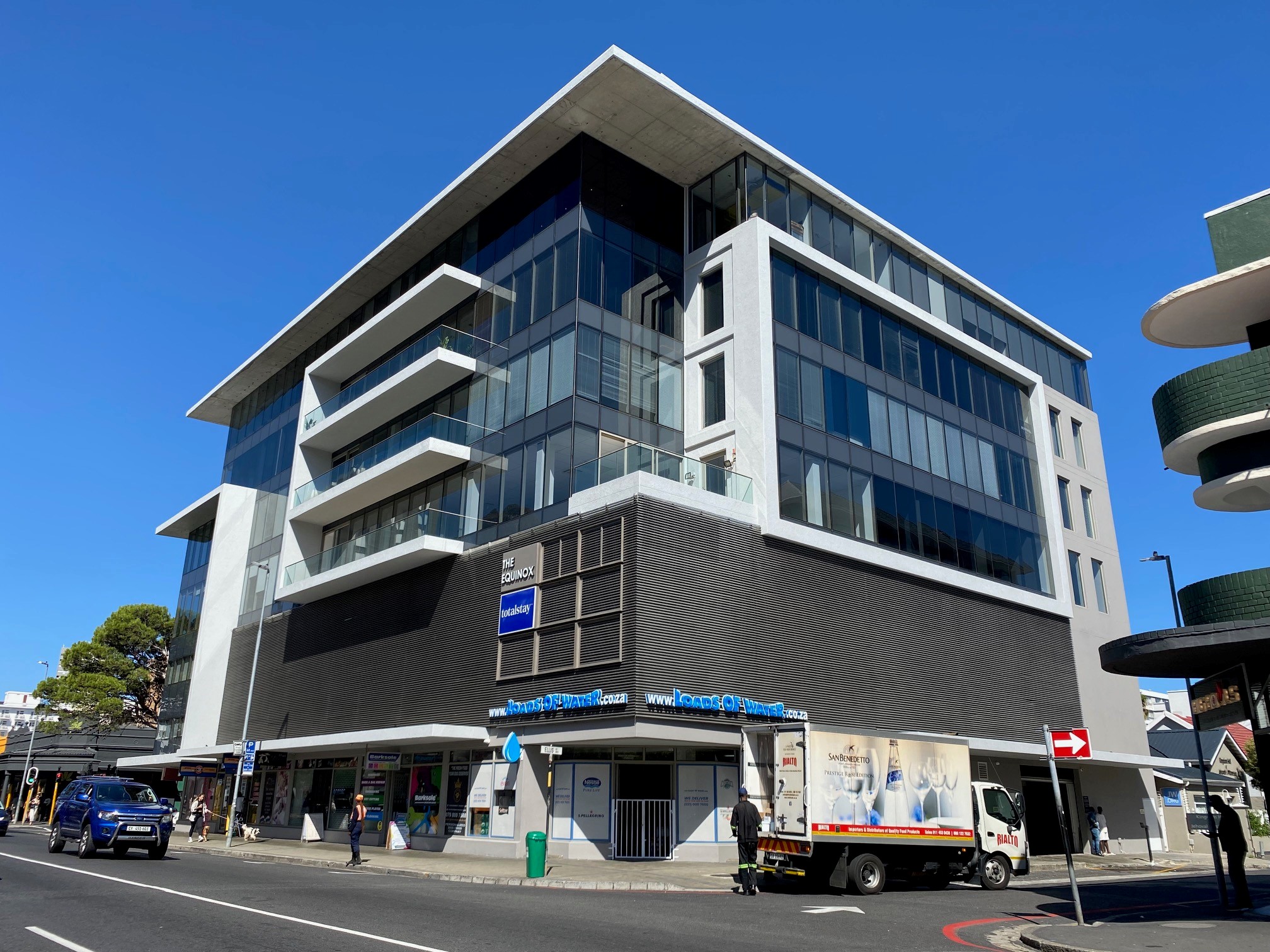 To Let commercial Property for Rent in Sea Point Western Cape